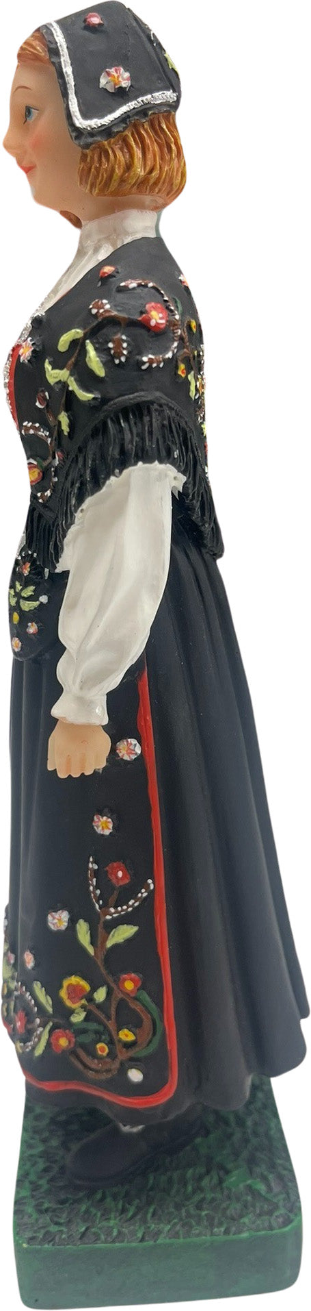 Bunad Collectible Figurine - Rogaland (female)