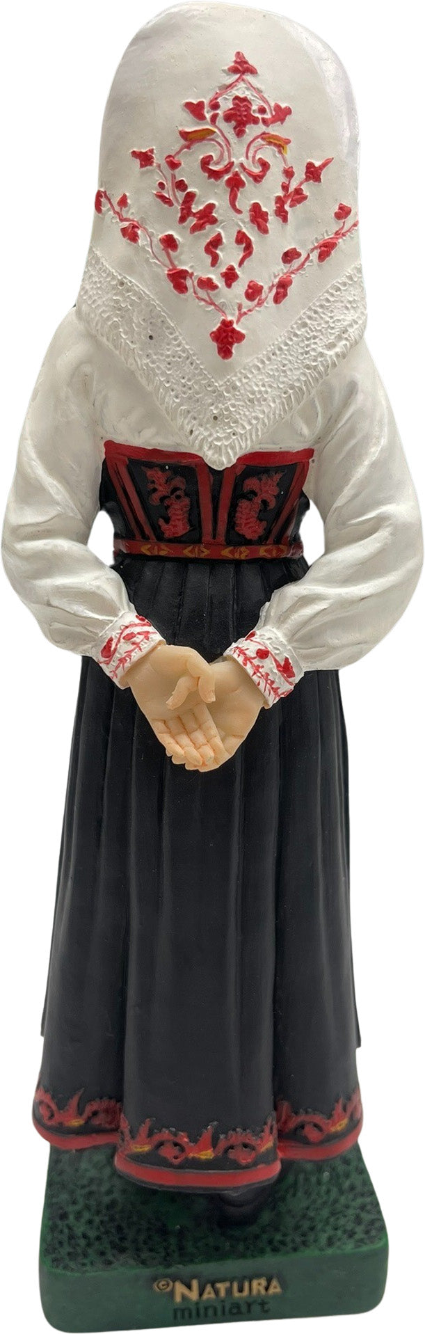 Bunad Collectible Figurine - Vest-Telemark (female)