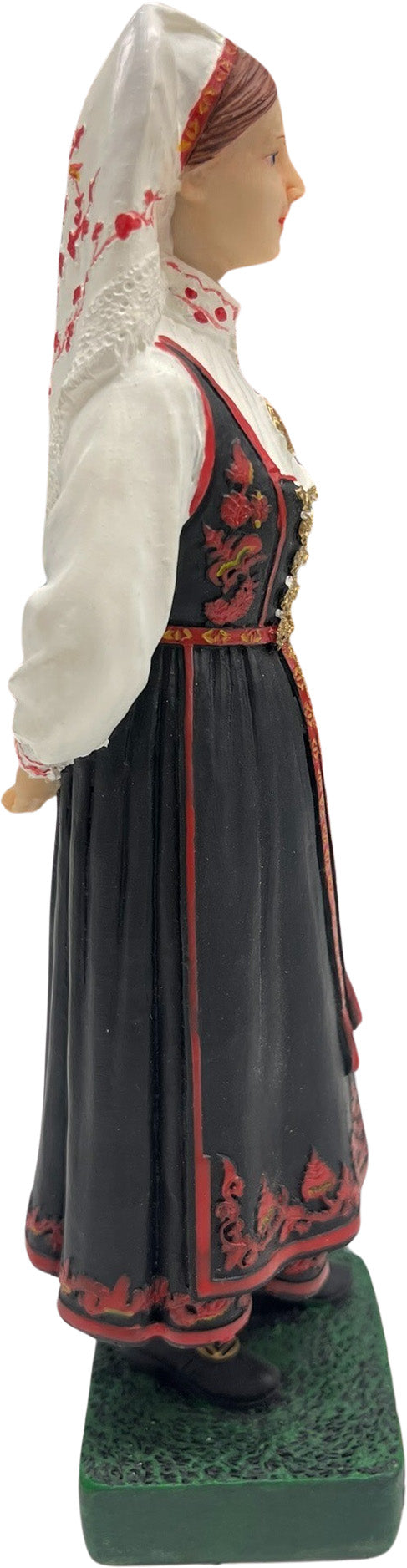 Bunad Collectible Figurine - Vest-Telemark (female)