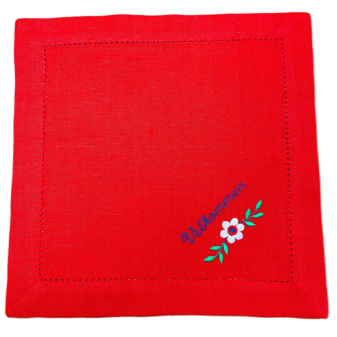 Small Square Doily Embroidered Velkommen Flower on Red