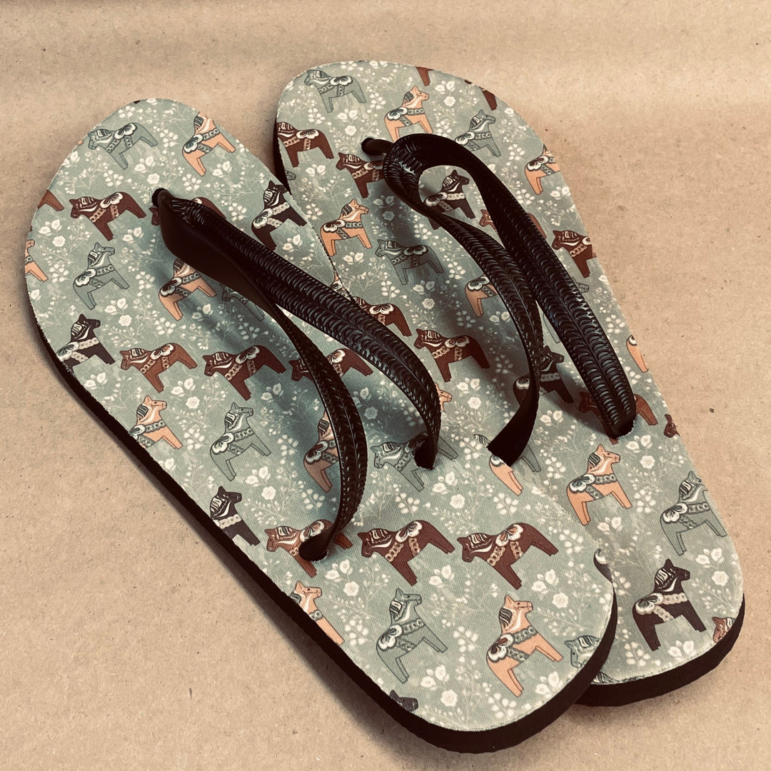 Flip Flop Sandals - Dala Horses