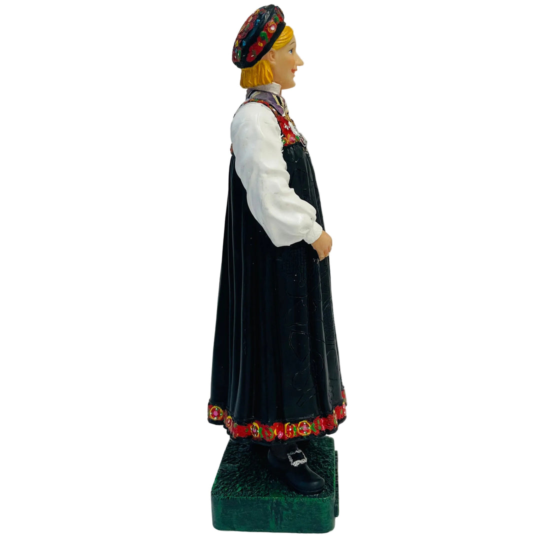 Bunad Collectible Figurine - Øvre Hallingdal (female)