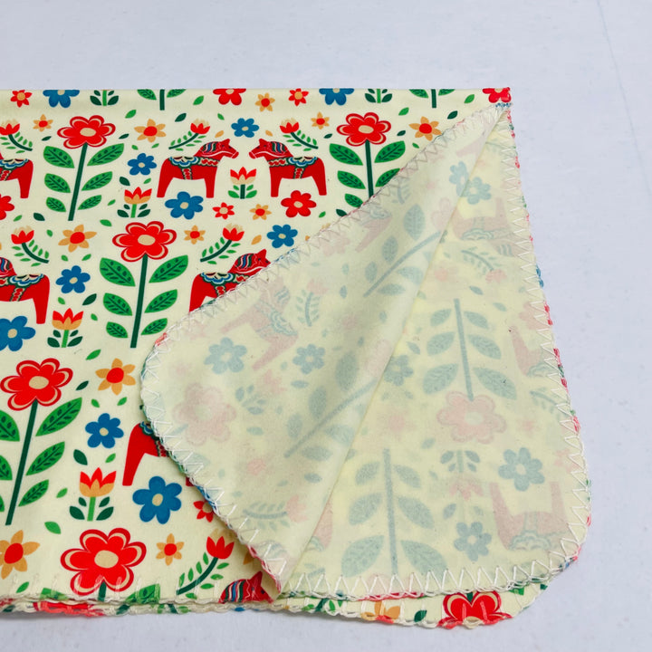Fleece Baby Blanket - Dala horses