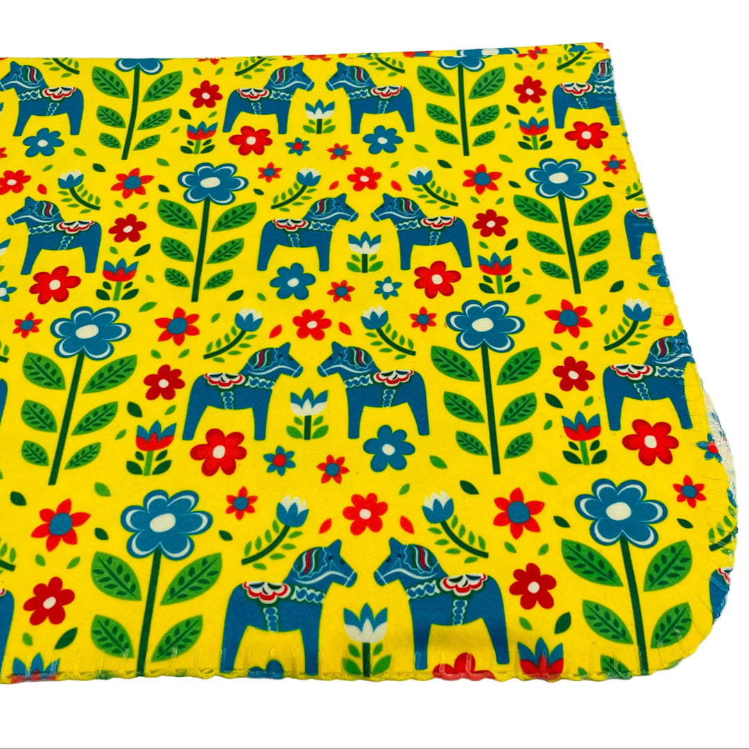 Fleece Baby Blanket - Dala horses