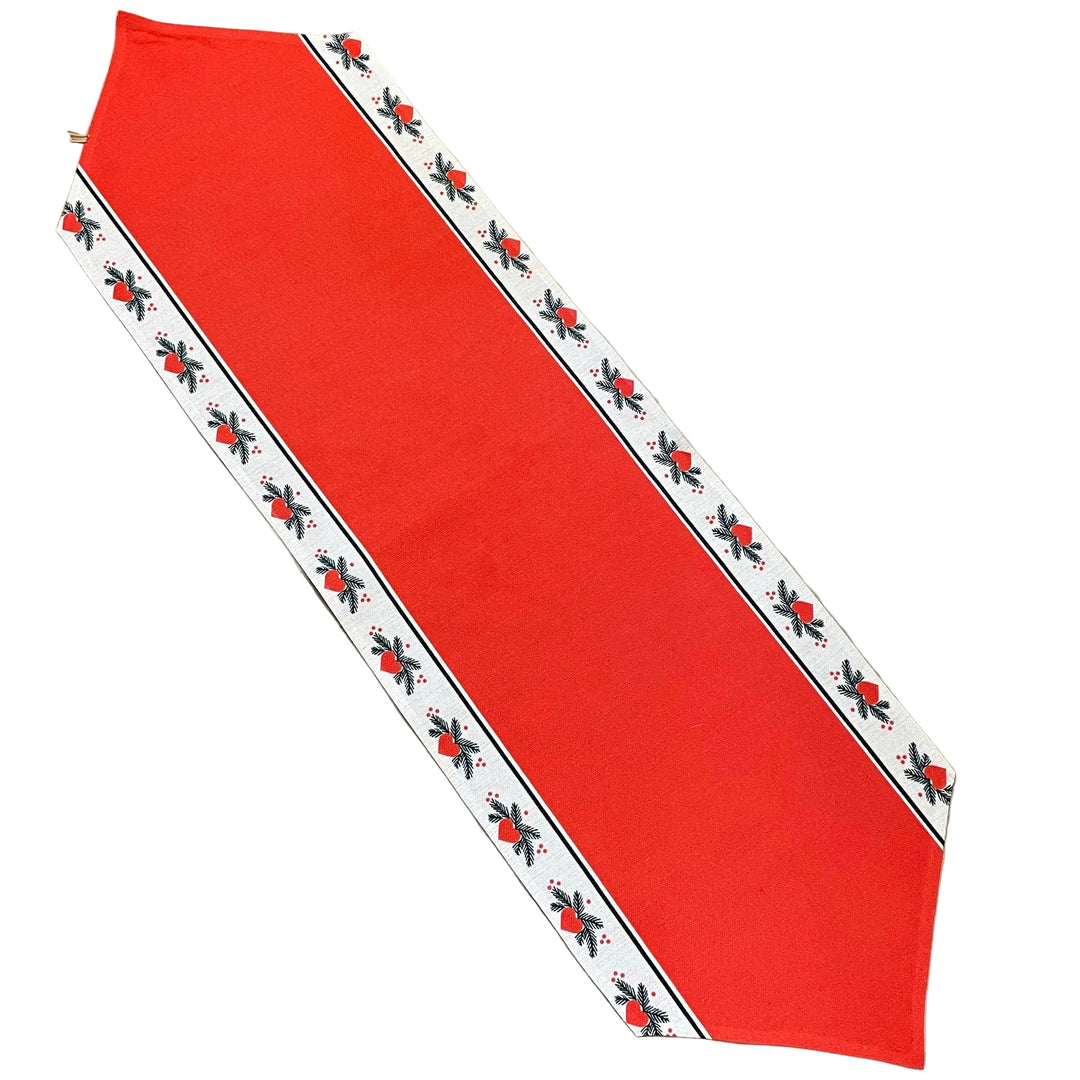 Hearts and Pines Table Runner