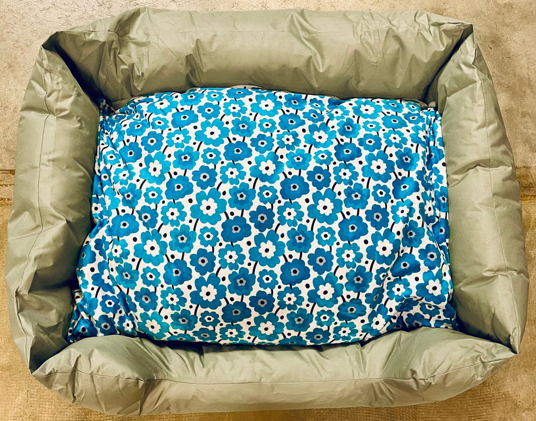 Oxford Cloth Padded Pet Bed with Blue Flowers