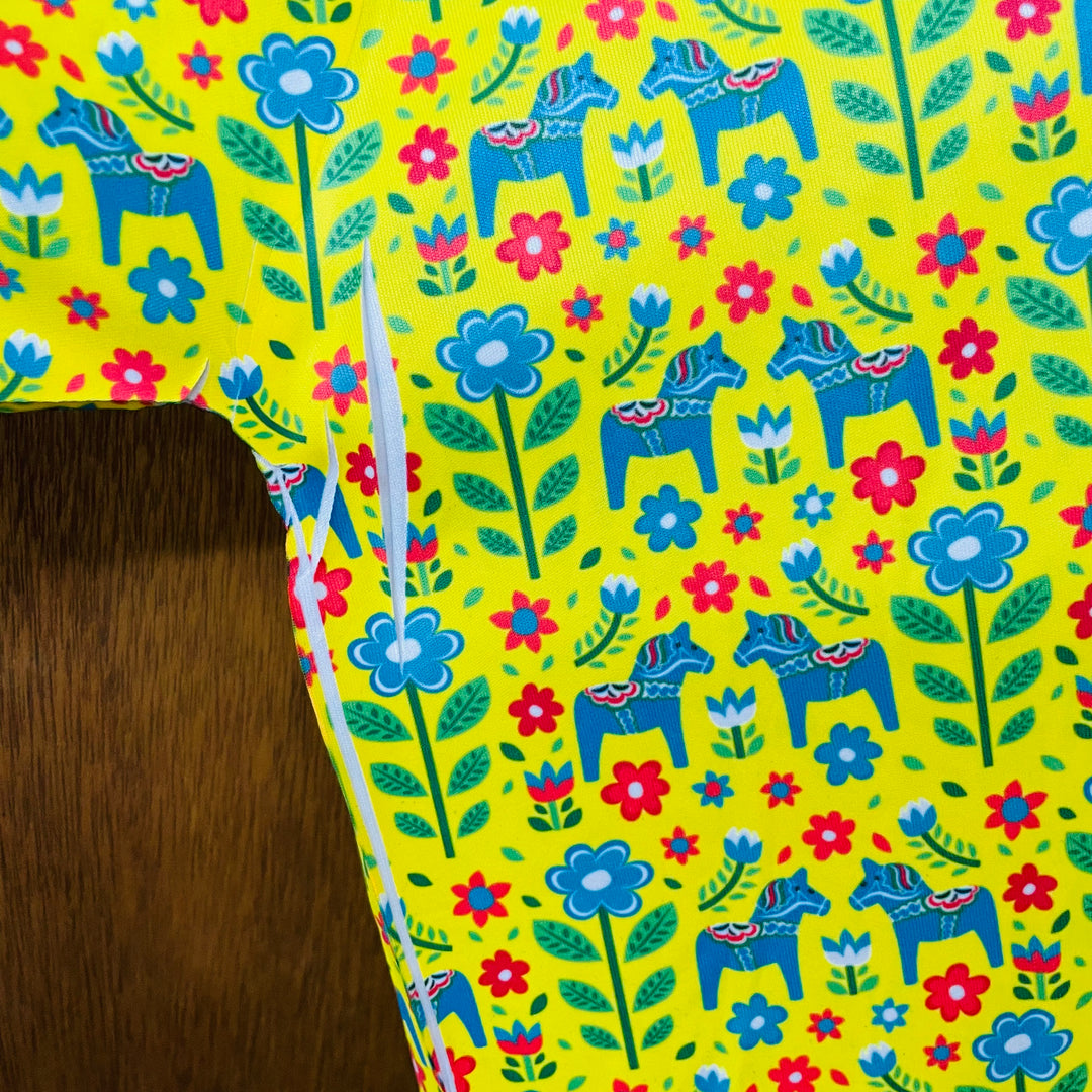 Blue Dala Horse & Flowers on Yellow T-shirt