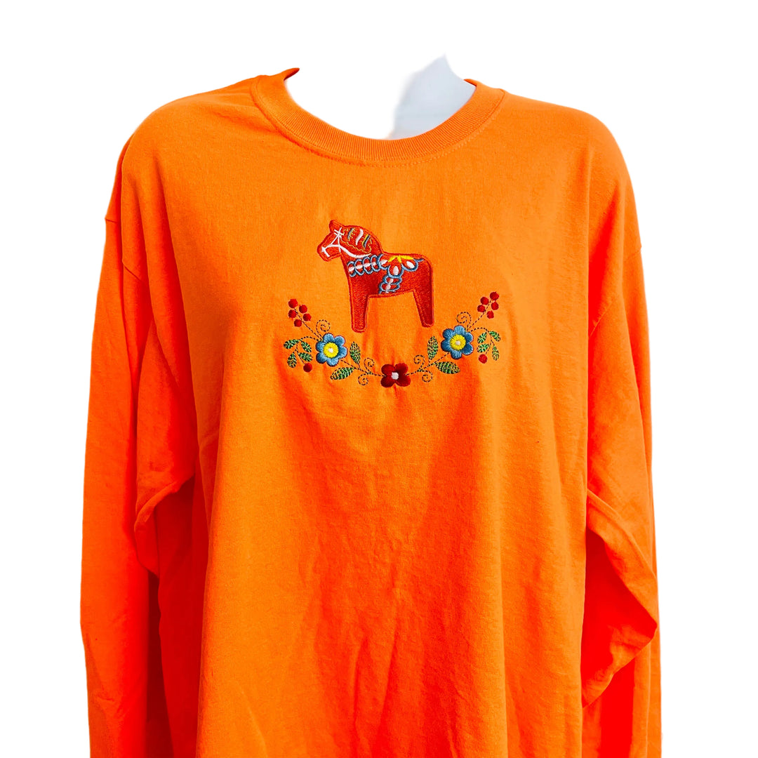 Dala Horse & Flowers Long Sleeve T-shirt