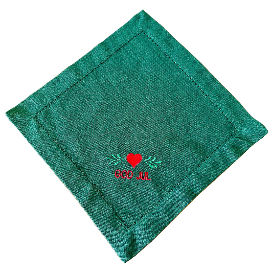 Small Square Doily Embroidered God Jul Heart on Green
