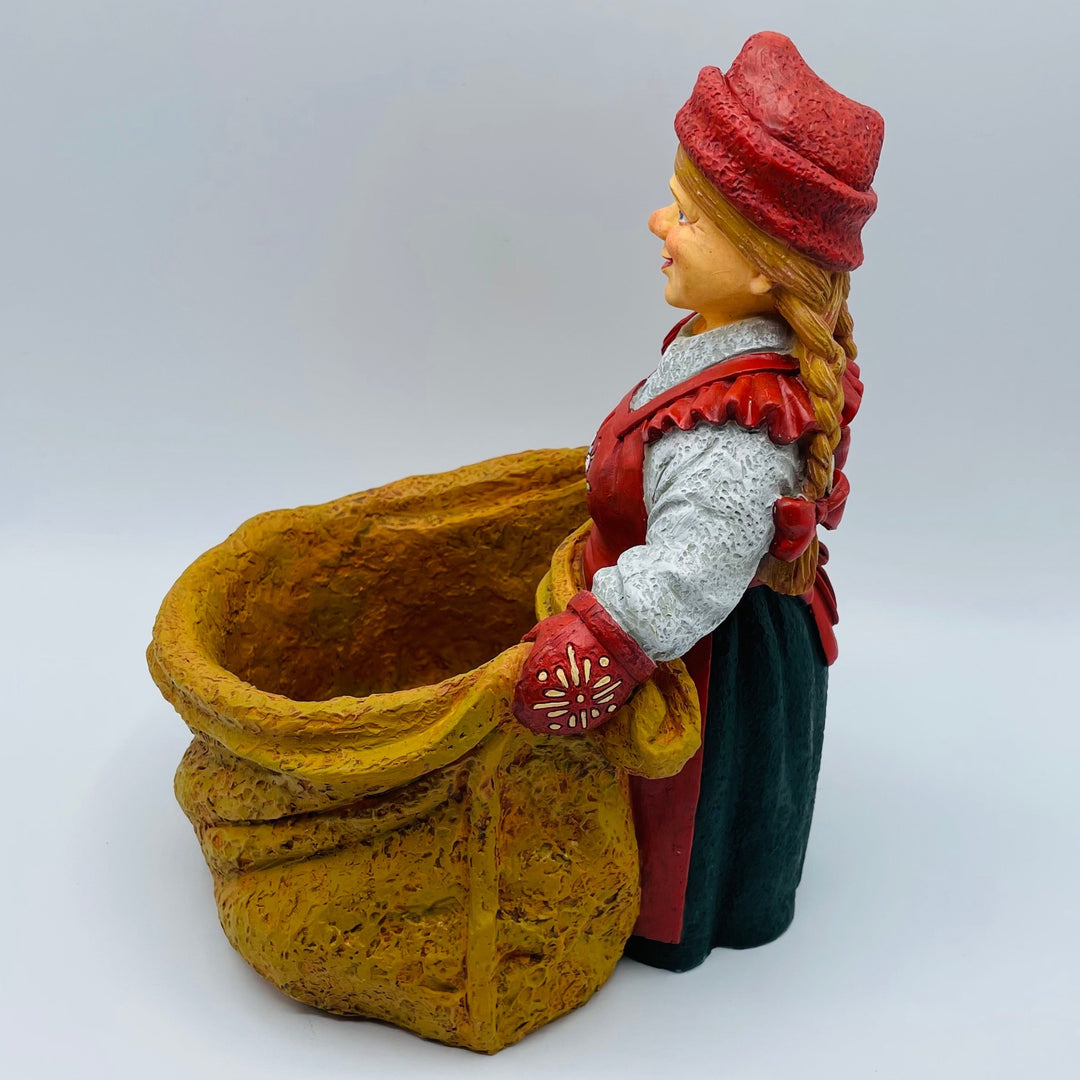 Johnnie Jacobsen Mrs Santa with sack