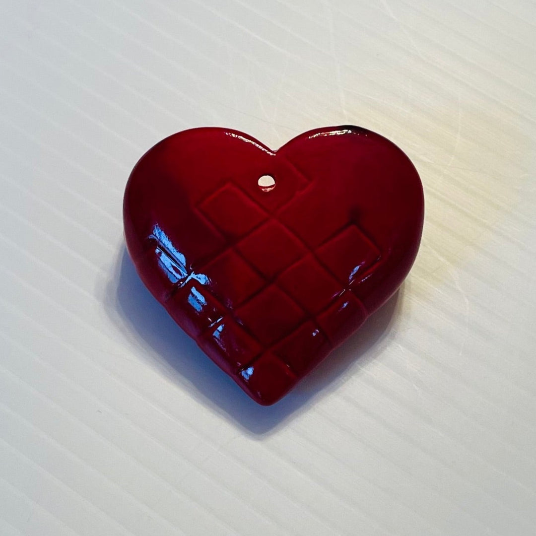 Mini ceramic heart basket ornament - Red