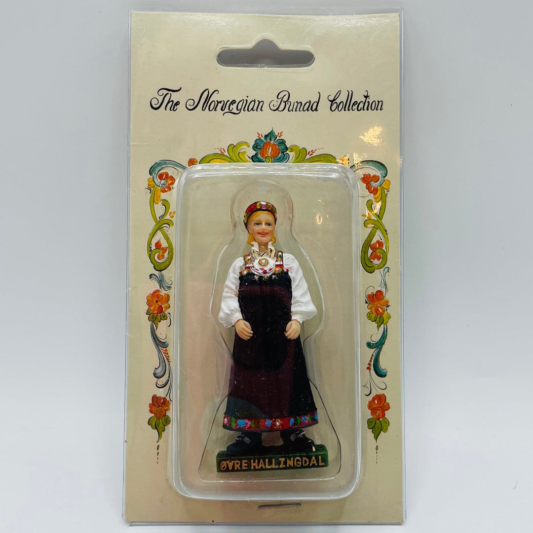 Norwegian Bunad Magnet - Ovre Hallingdal Lady