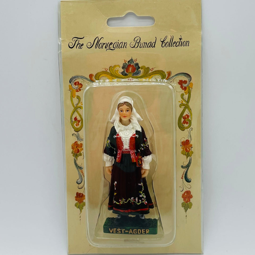 Norwegian Bunad Magnet - Vest Agder Lady