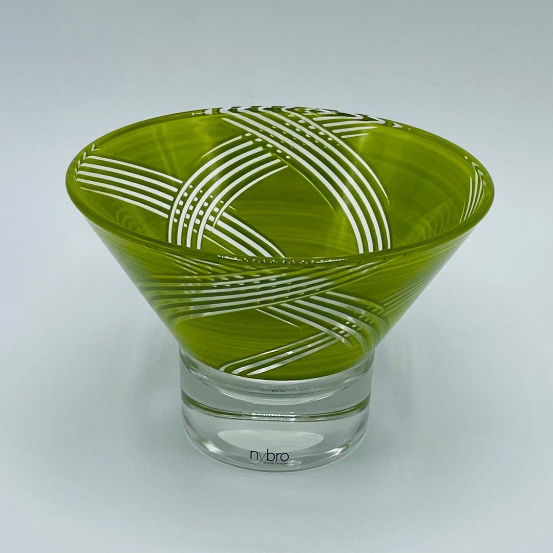 Nybro Jive glass bowl - Lime green