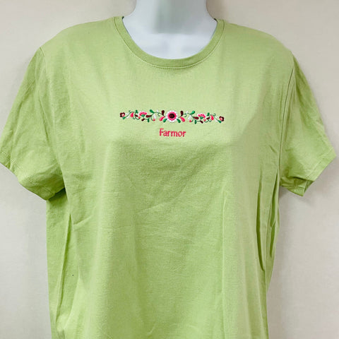 Farmor Flower T-shirt on Pistachio green T-shirt