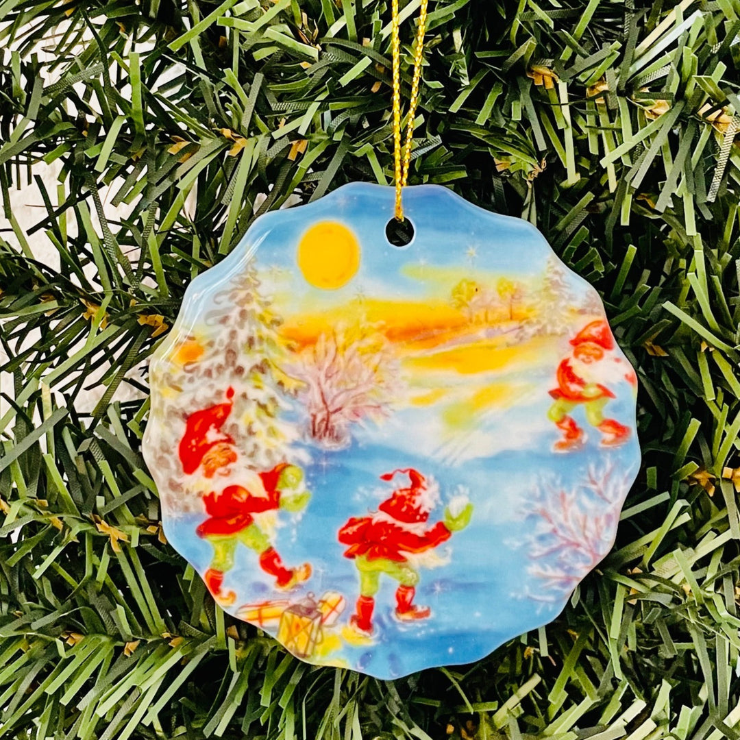 SALE Ceramic Ornament, Tomtar snowball fight