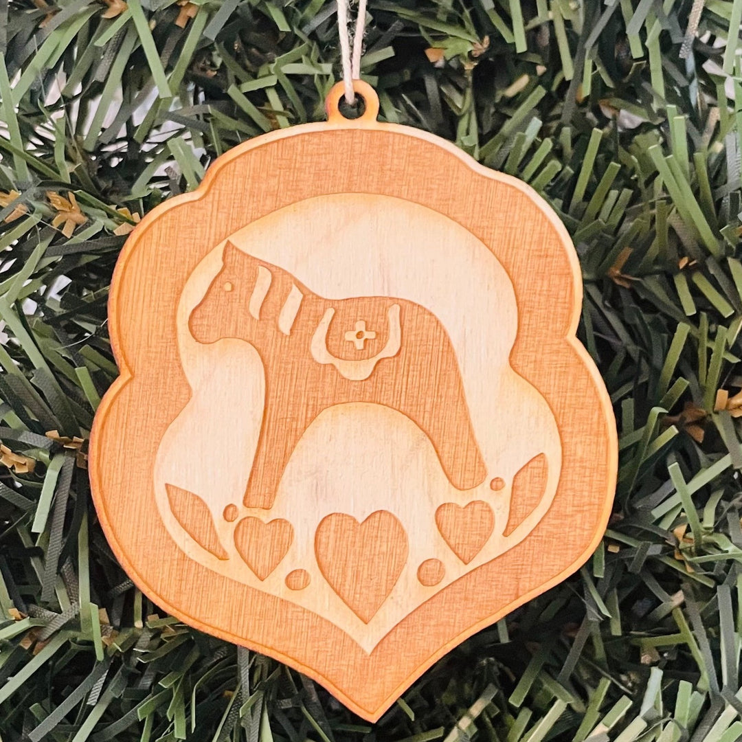 Baltic birch ornament - Dala horse