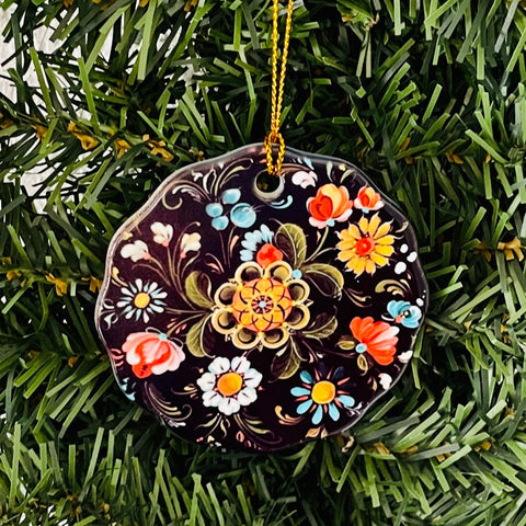 Ceramic ornament, Lise Lorentzen black floral rosemaling