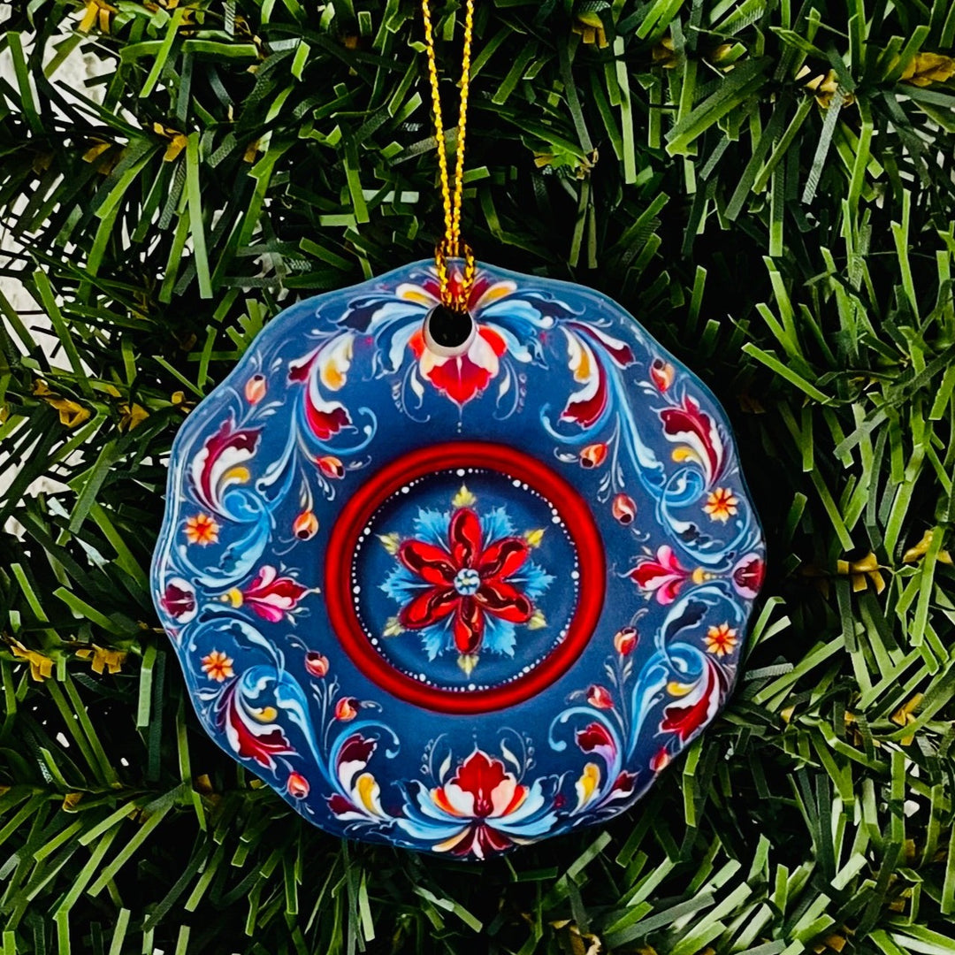 Ceramic ornament, Lise Lorentzen blue rosemaling