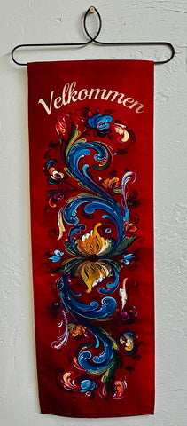 Lise Lorentzen Velkommen Rosemaling red fabric wall hanging