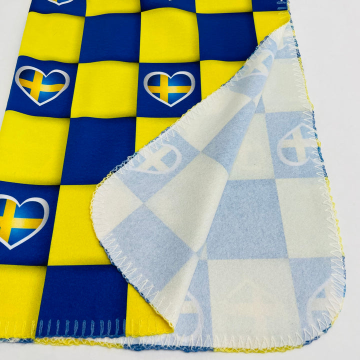 Fleece Baby Blanket - Sweden Hearts