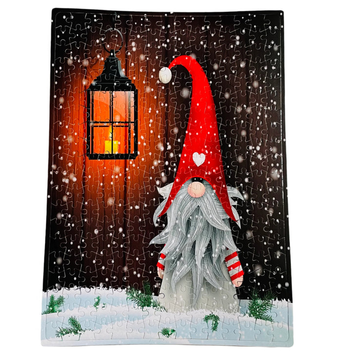 Puzzle - Gnome with Lantern