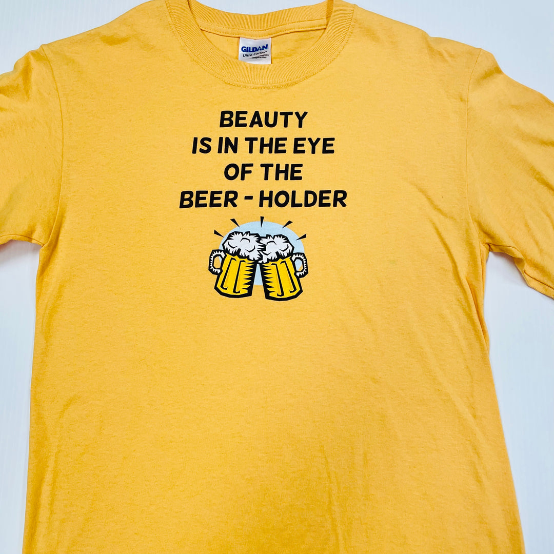 Beauty is in the Eye of the Beer holder T-shirt