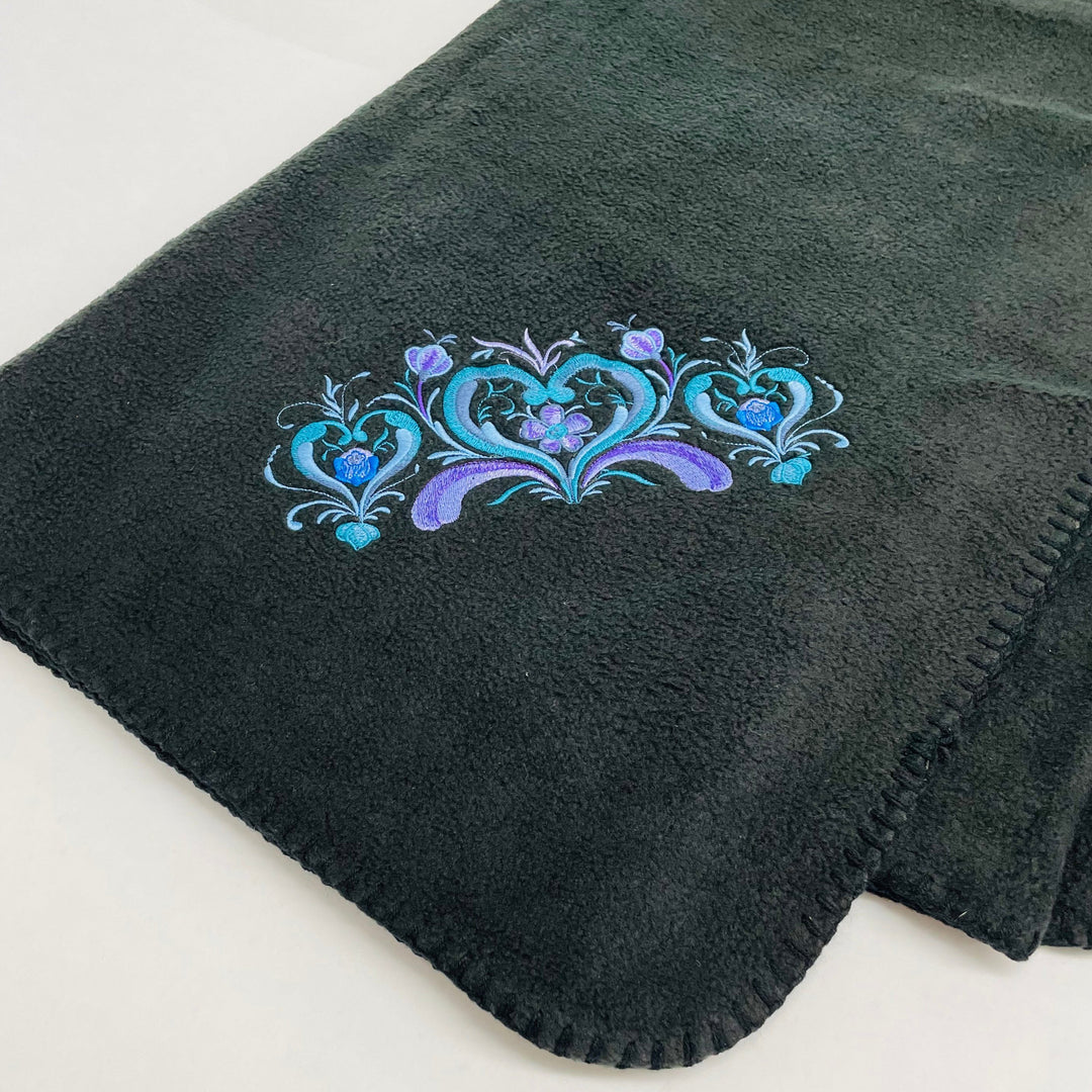 Fleece Throw Blanket - Rosemaling Hearts