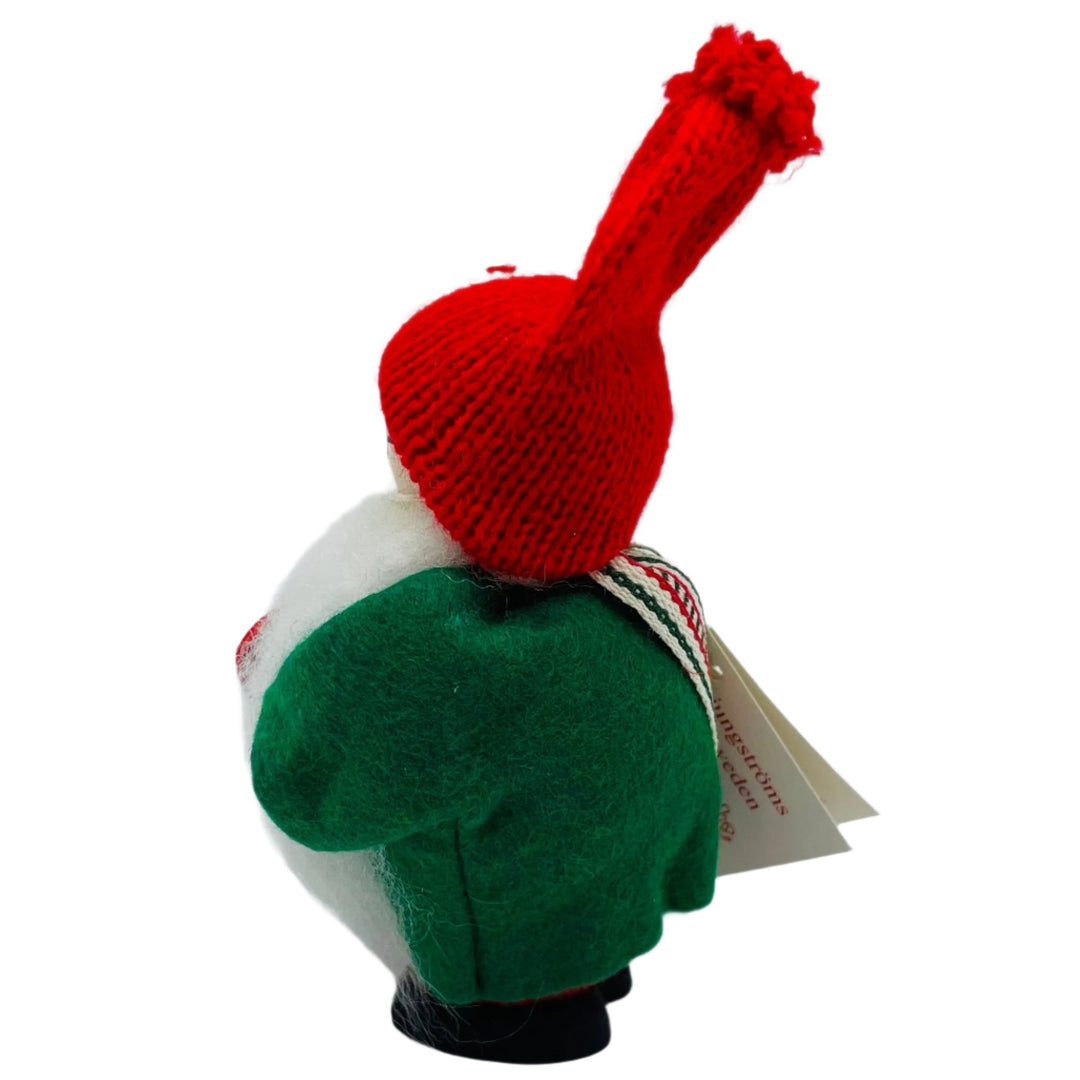 Swedish tomte holding red heart