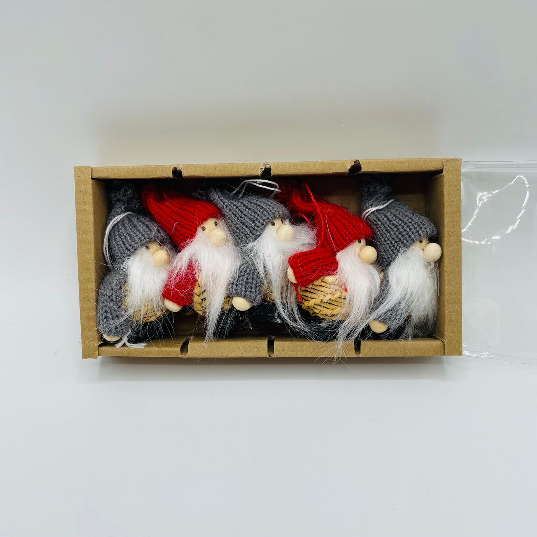Straw gnome ornaments - Box of 5
