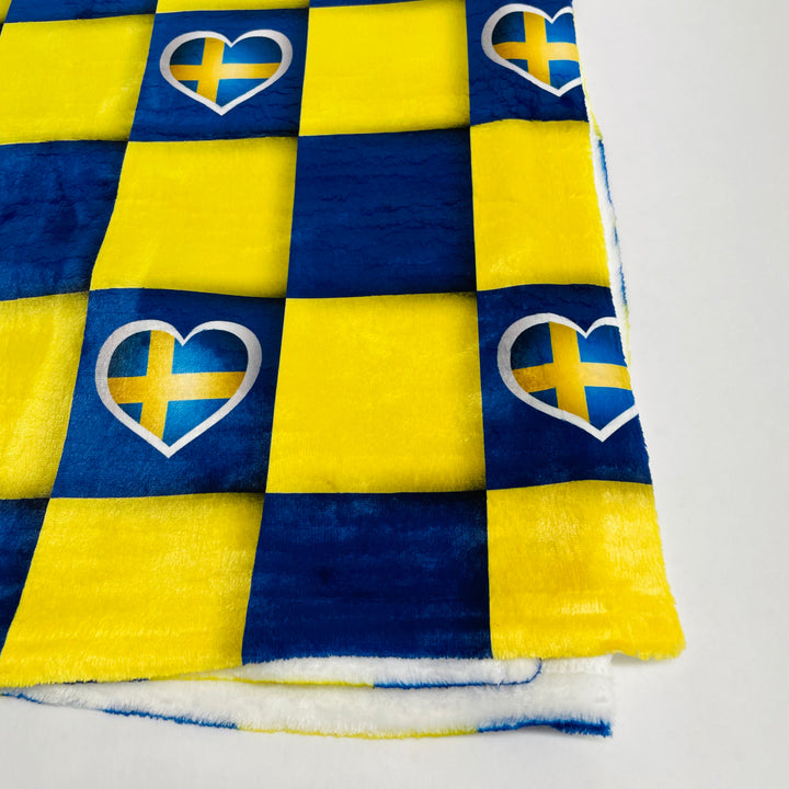 Fleece Baby Blanket - Sweden Hearts