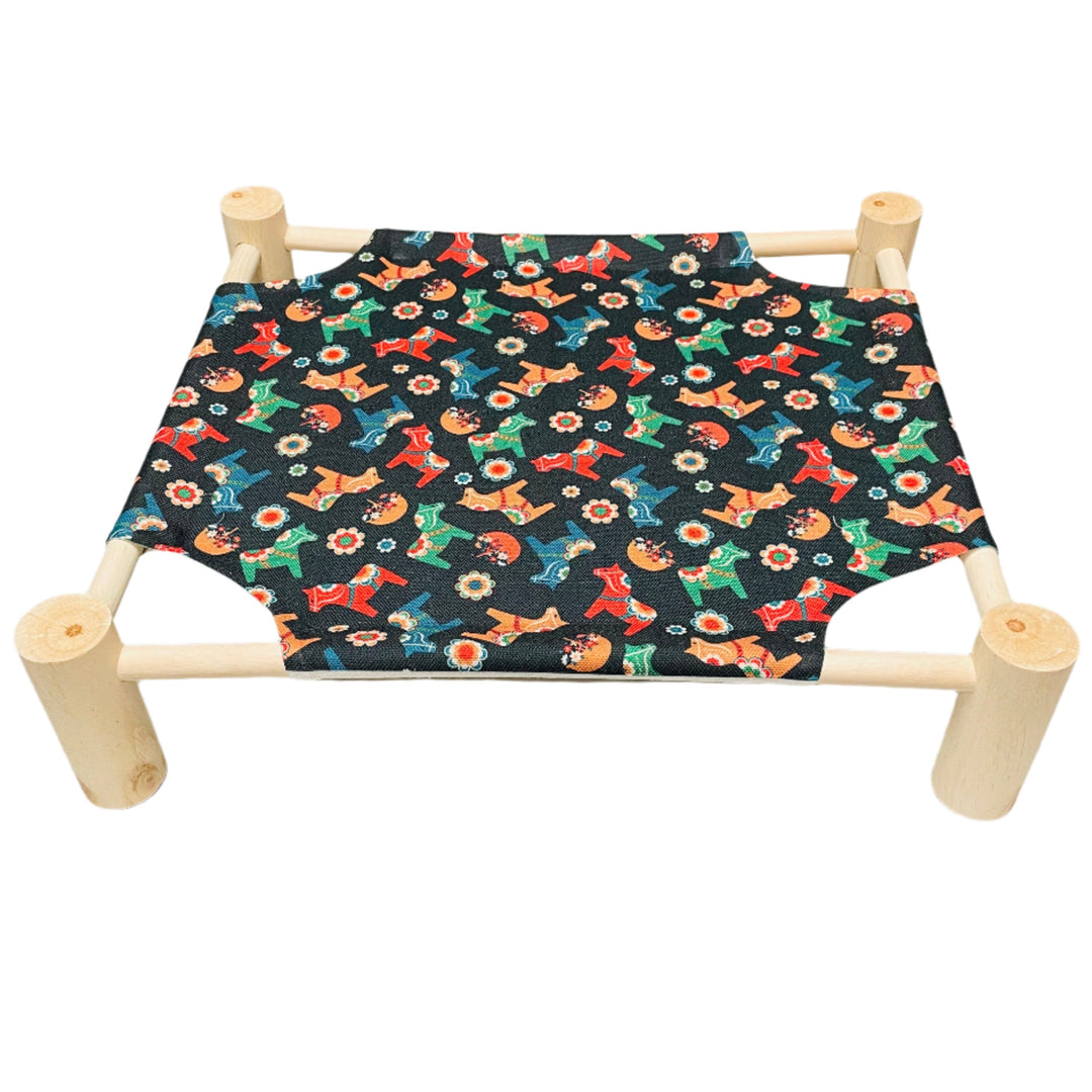 Pet Bed with Wood Base  Black with Dala Horses