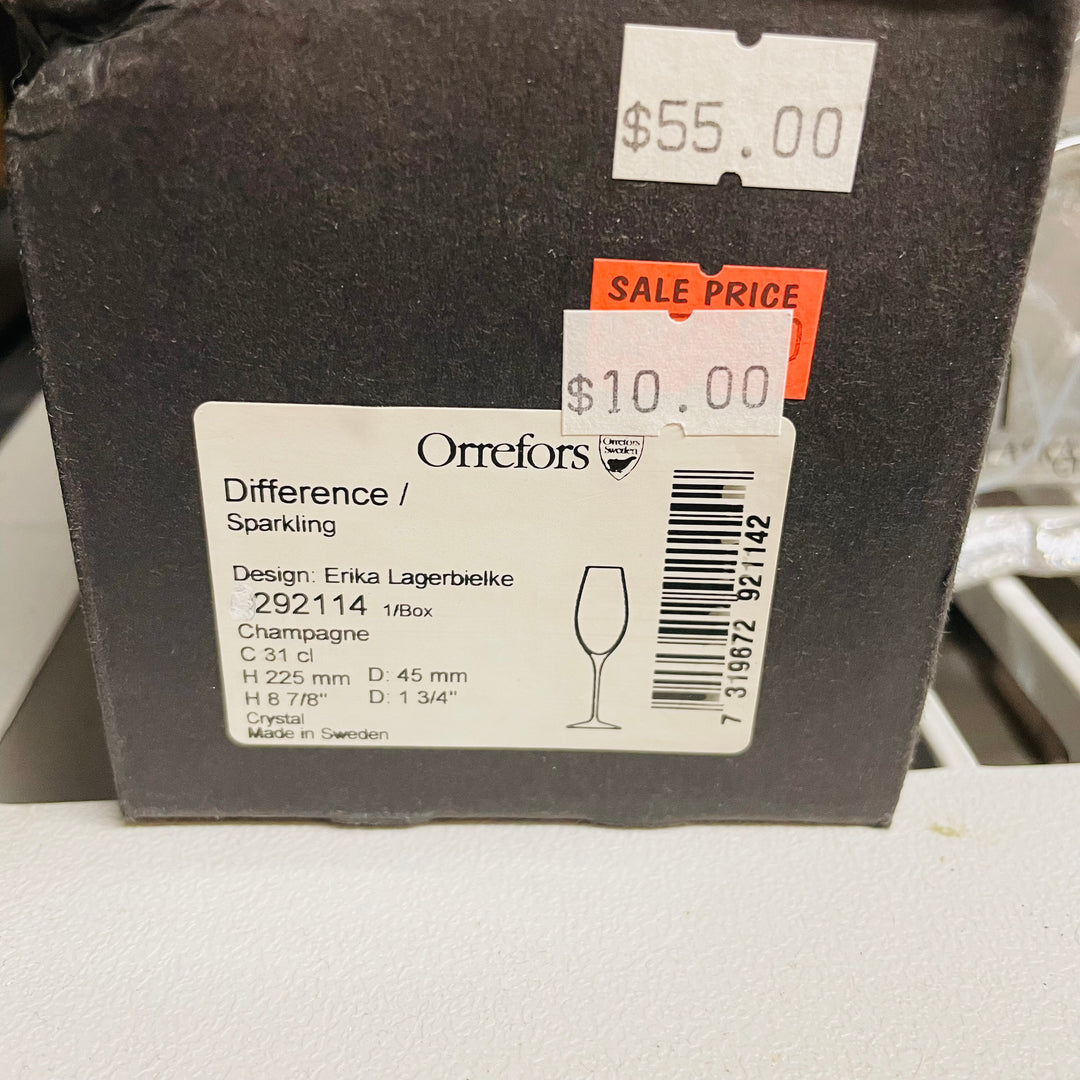 Orrefors Difference champagne glass