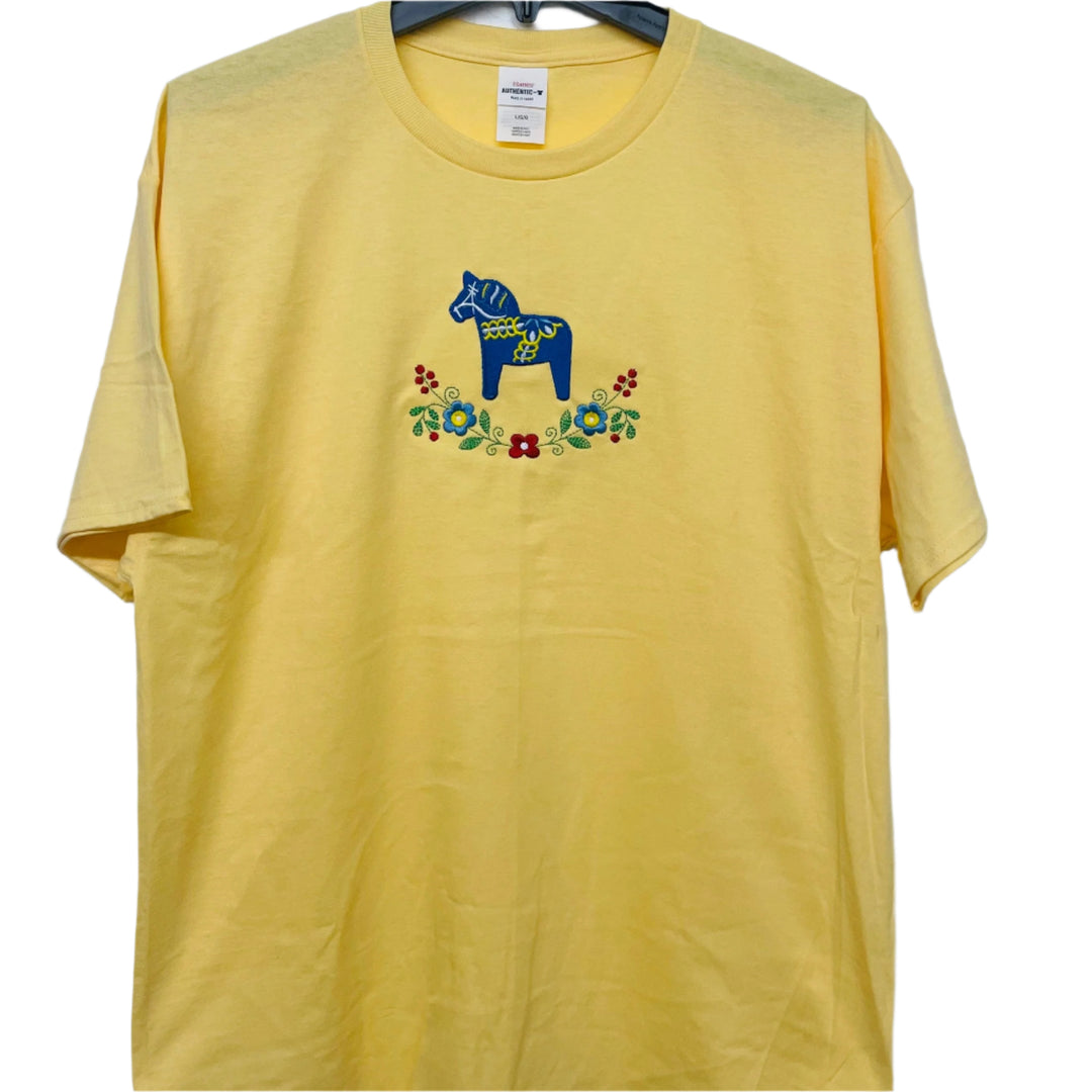 Dala Horse & Flowers on Yellow T-shirt