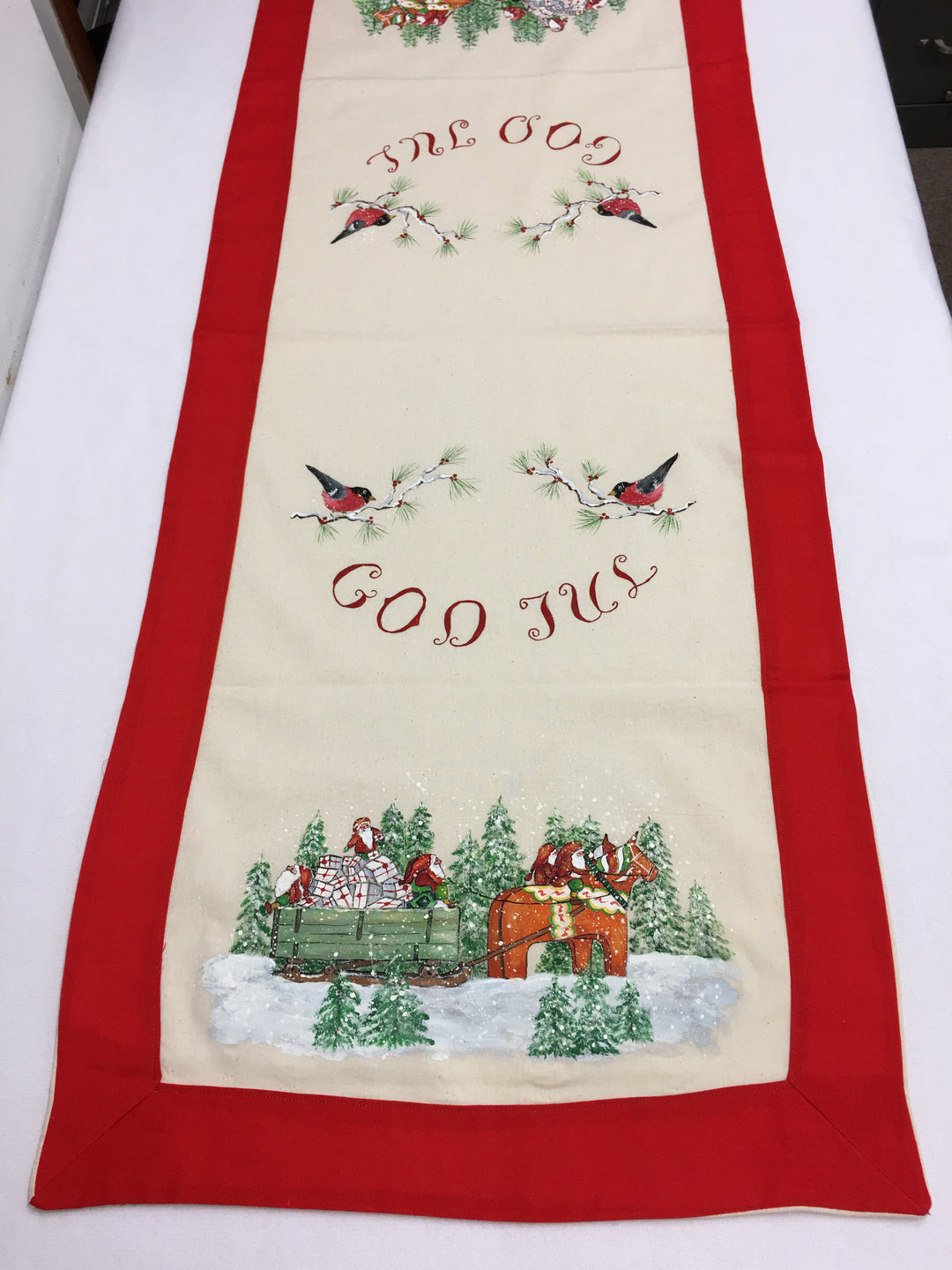 Hand Made God Jul Table Runner Tomtar on Dala Horse