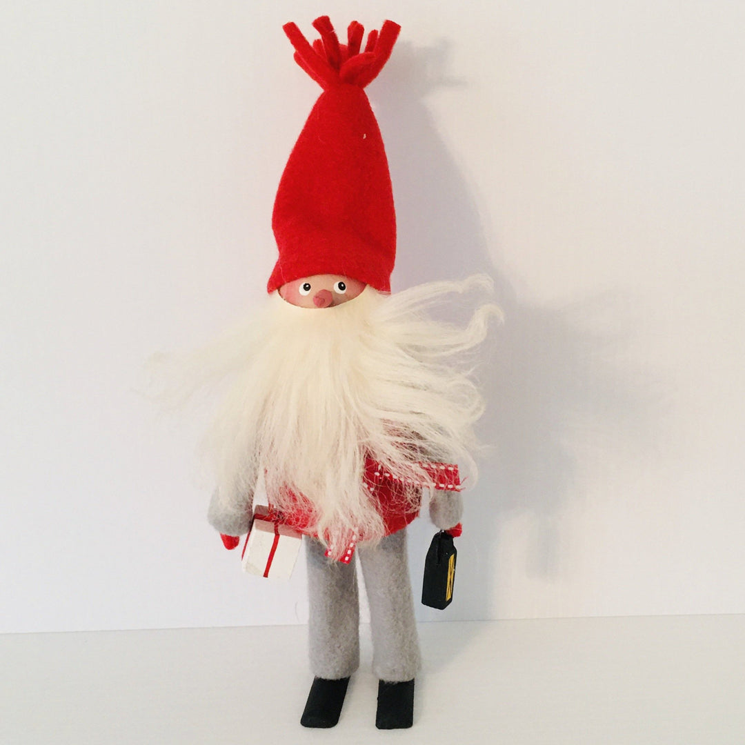 Hand made tomte holding lantern & gift