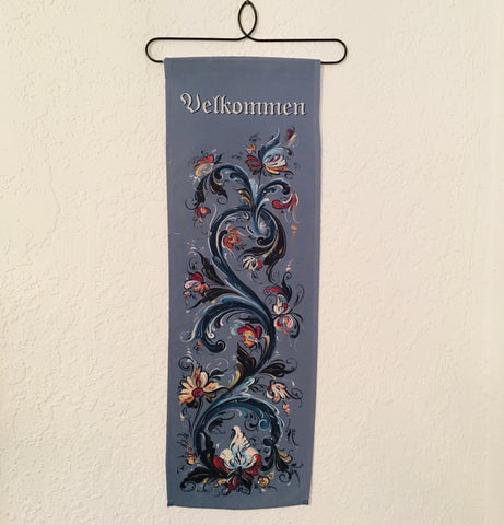 Lise Lorentzen Velkommen Rosemaling blue fabric wall hanging