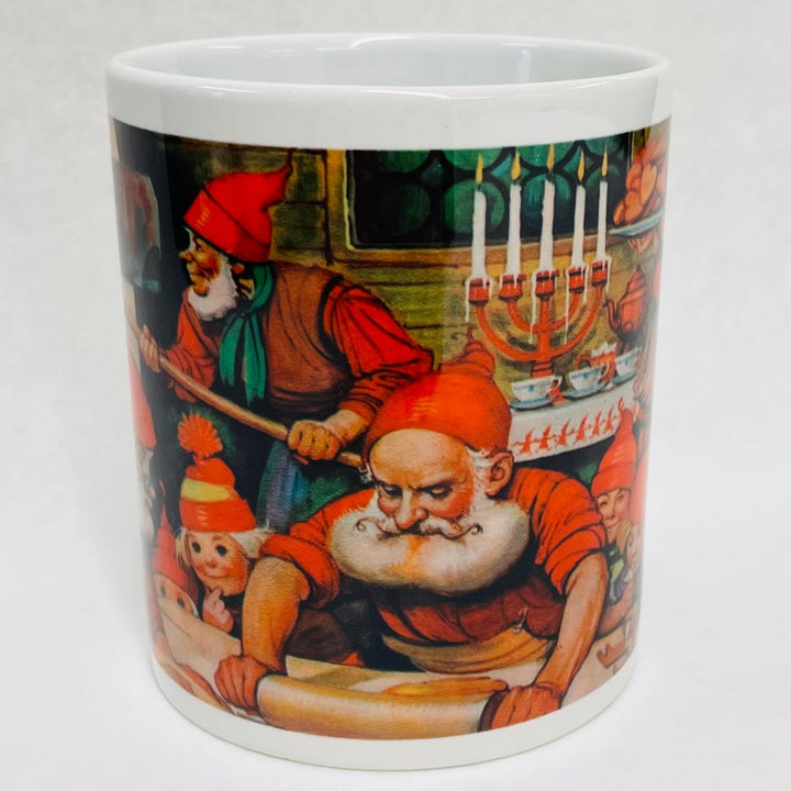 Tomtar Gnomes baking Cookies coffee mug