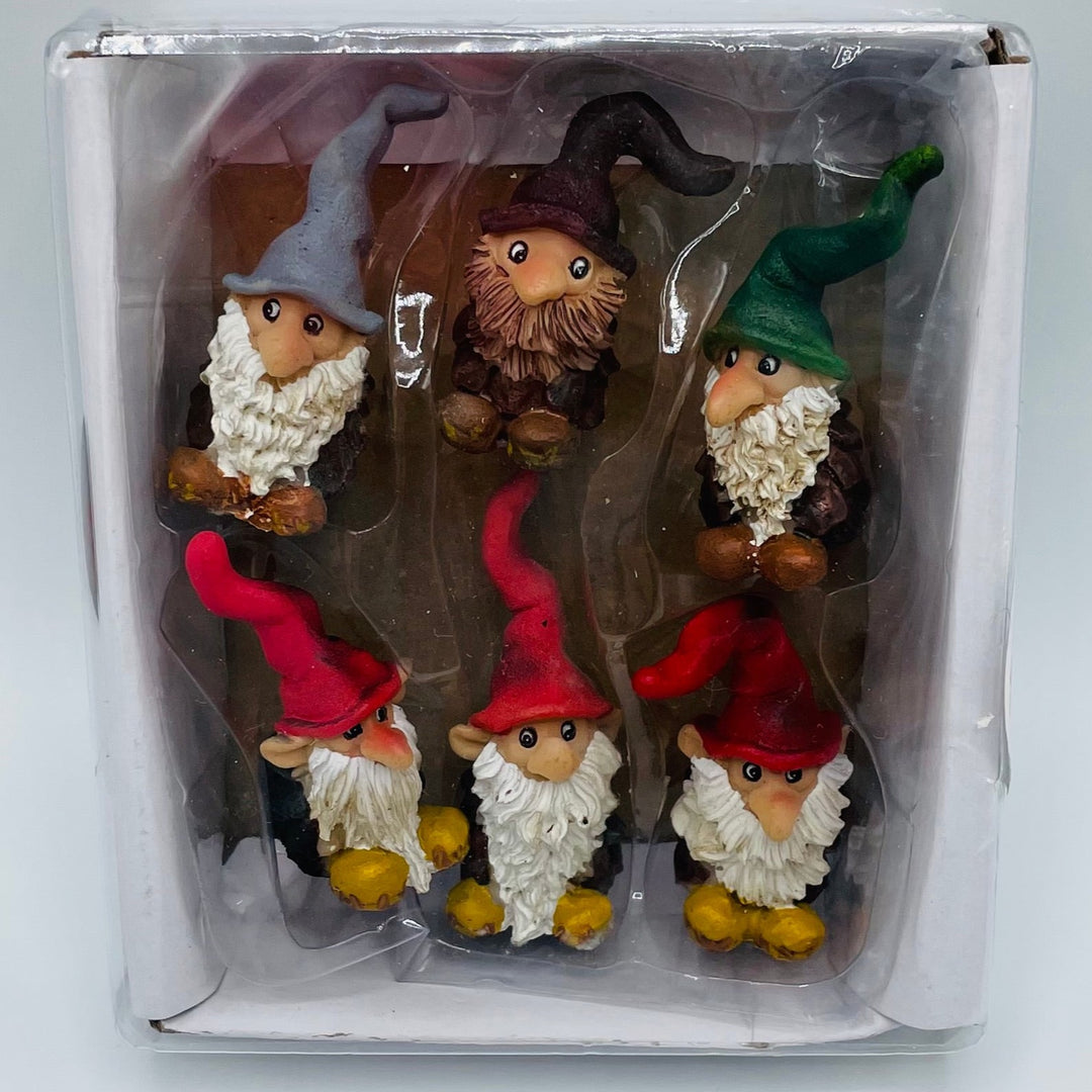 Pinecone Gnomes - Box of 6