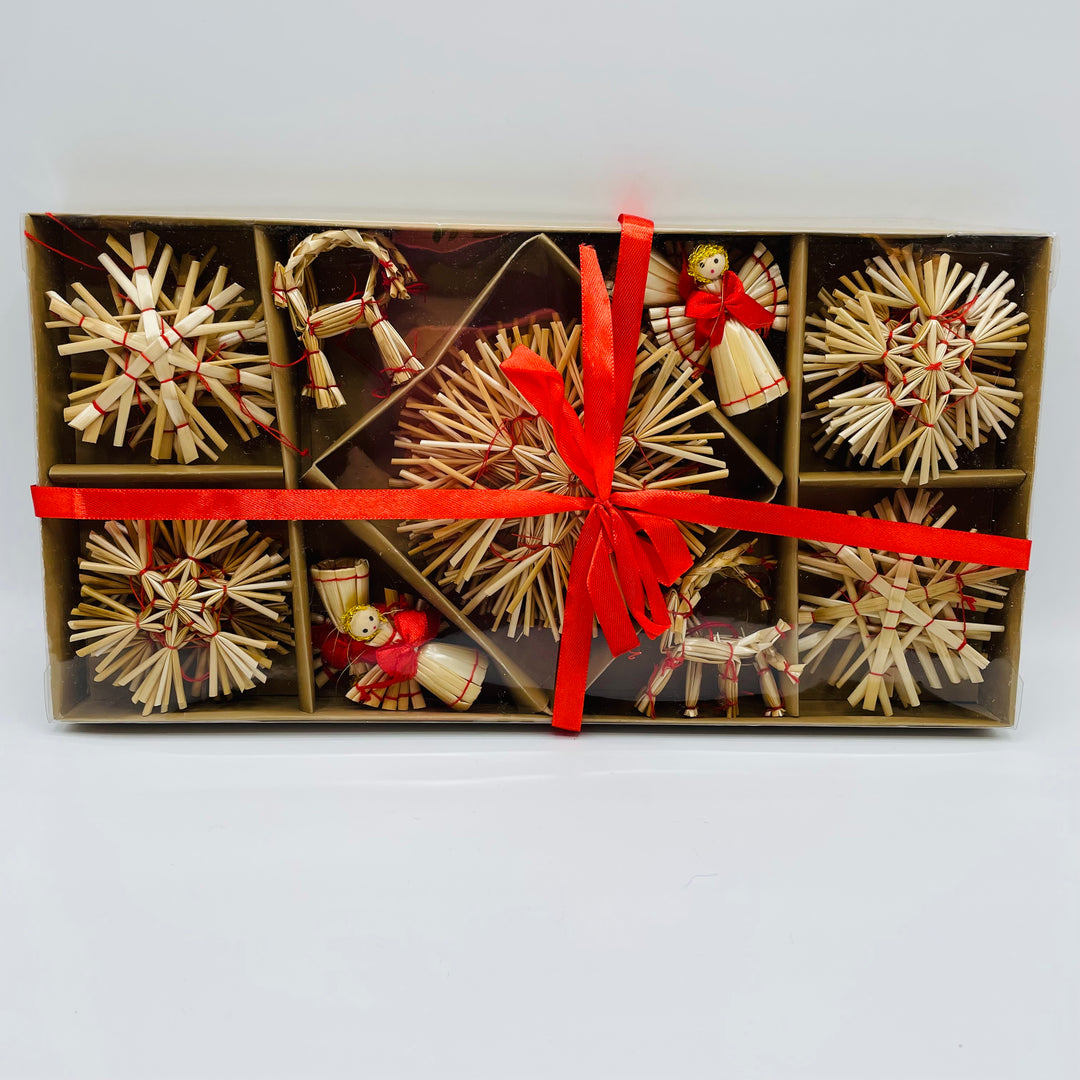 Straw ornament set - 28 pc set.