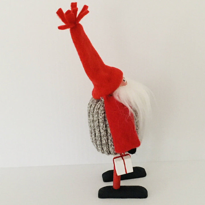 Hand made tomte with lantern & gift