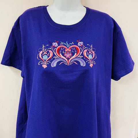 Rosemaling Hearts on Purple Ladies T-shirt