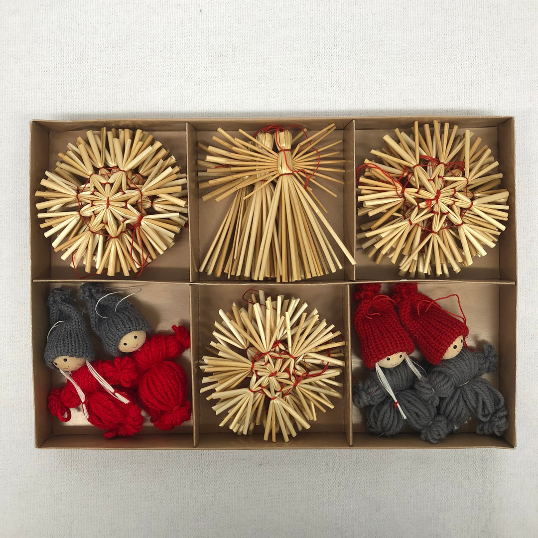 Straw ornament set - 22 pc set.