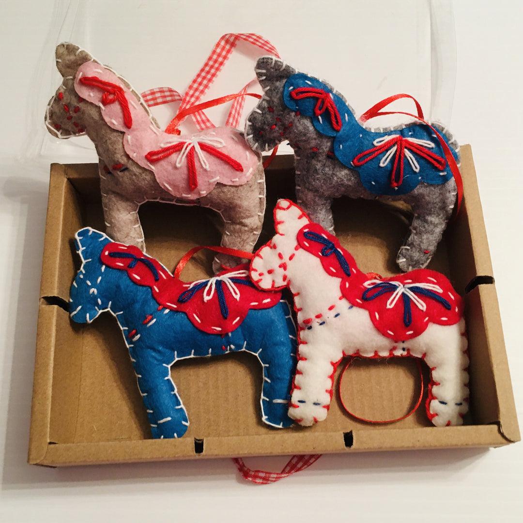 Felt Dala horse ornaments - Box of 4