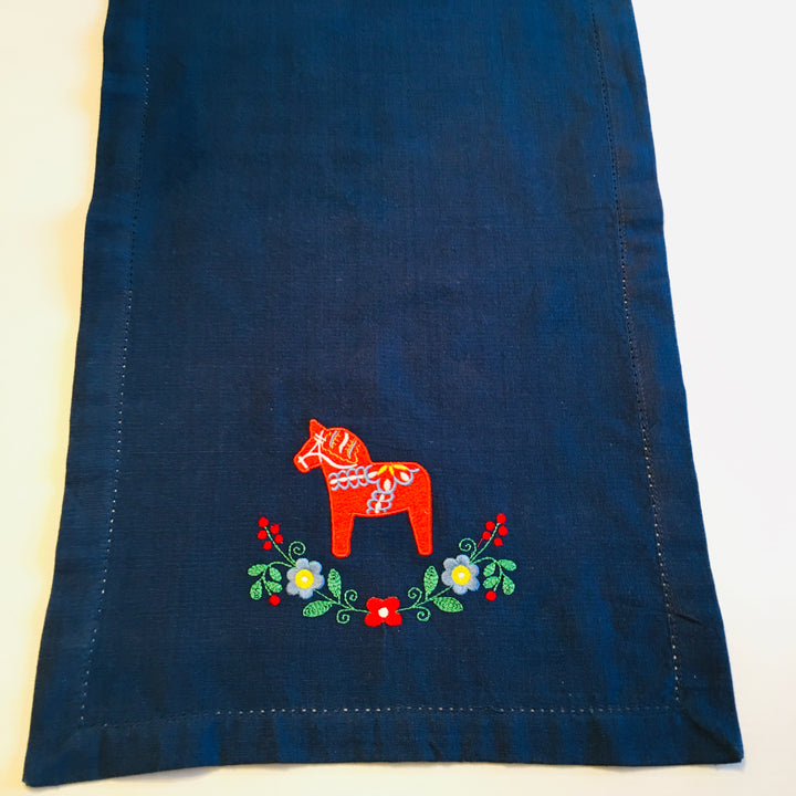 Swedish Dala horse & Flowers on Embroidered 36" Runner