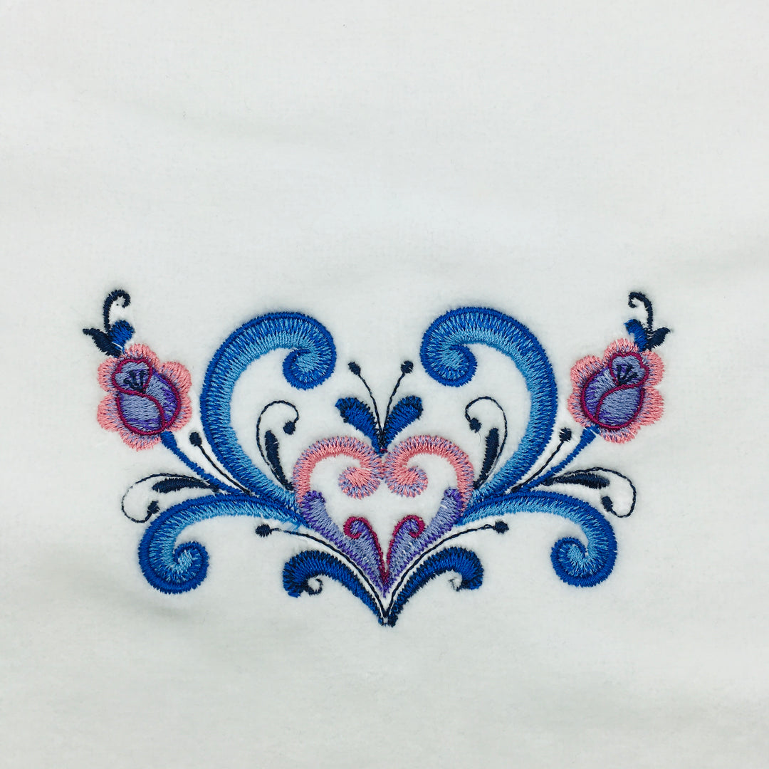 Finger tip towel - Rosemaling Heart