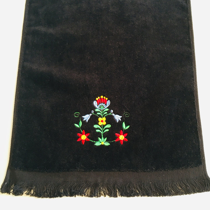 Finger tip towel - Folk Art Flowers