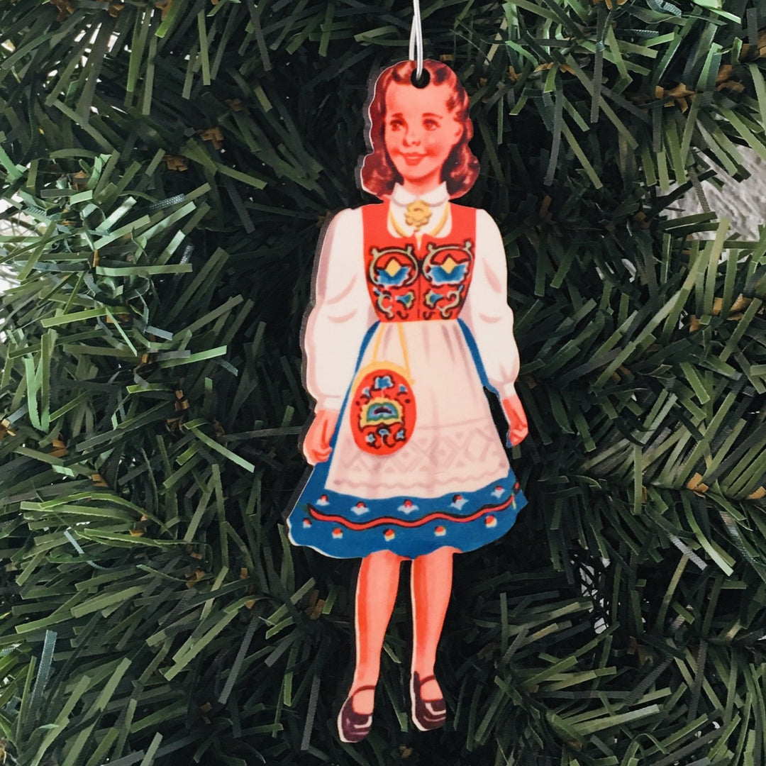 Norwegian Girl in Romsdal Bunad Ornament