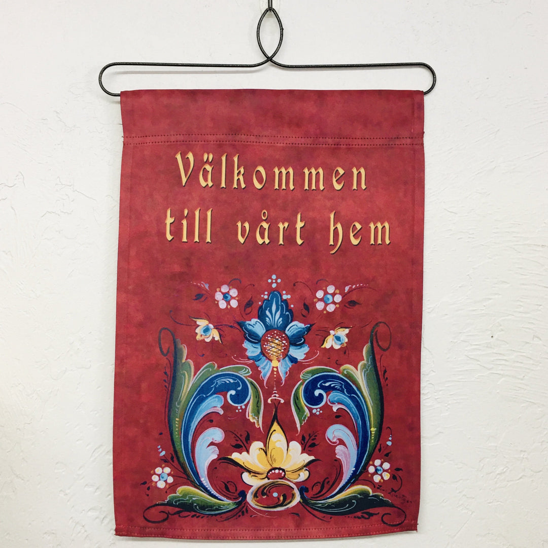 Lise Lorentzen Välkommen till vårt hem Rosemaling garden flag