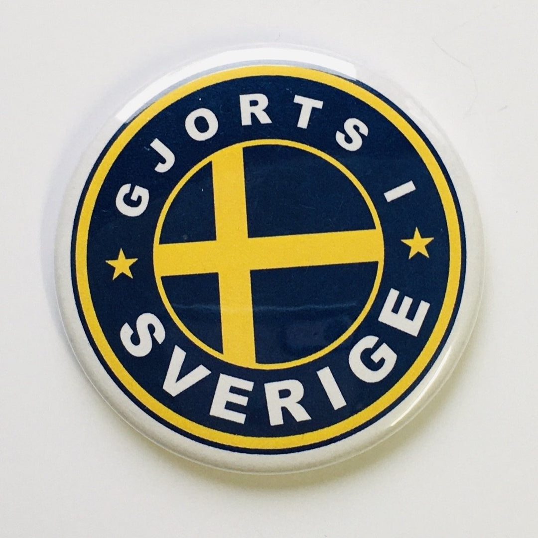 Made in Sweden round button/magnet